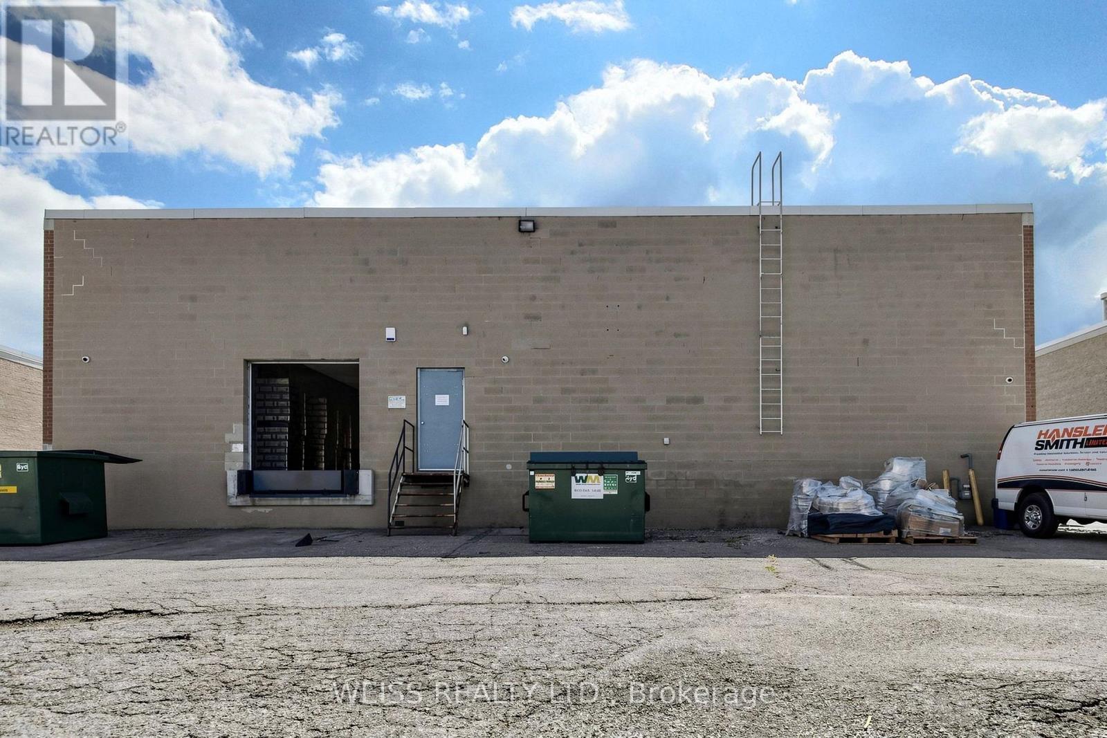 1581 Courtneypark Drive E, Mississauga, Ontario  L5T 1V9 - Photo 19 - W13697284