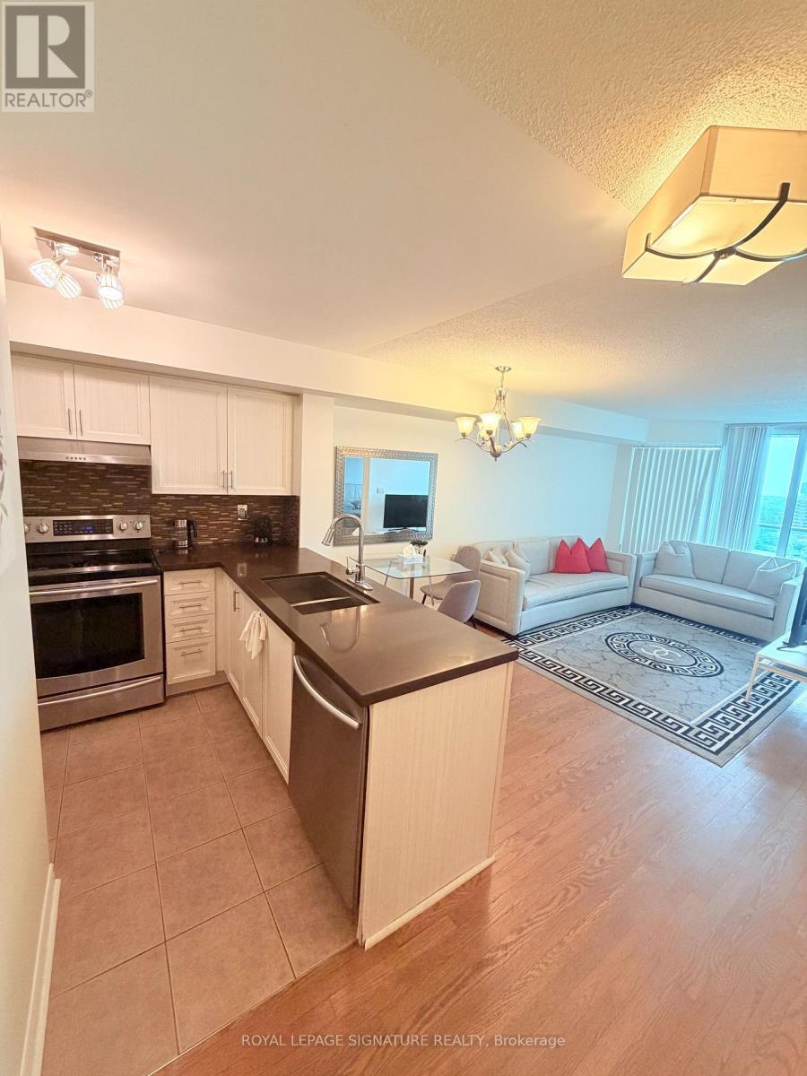 1203 - 1 Elm Drive, Mississauga, Ontario  L5B 3C2 - Photo 3 - W13728454