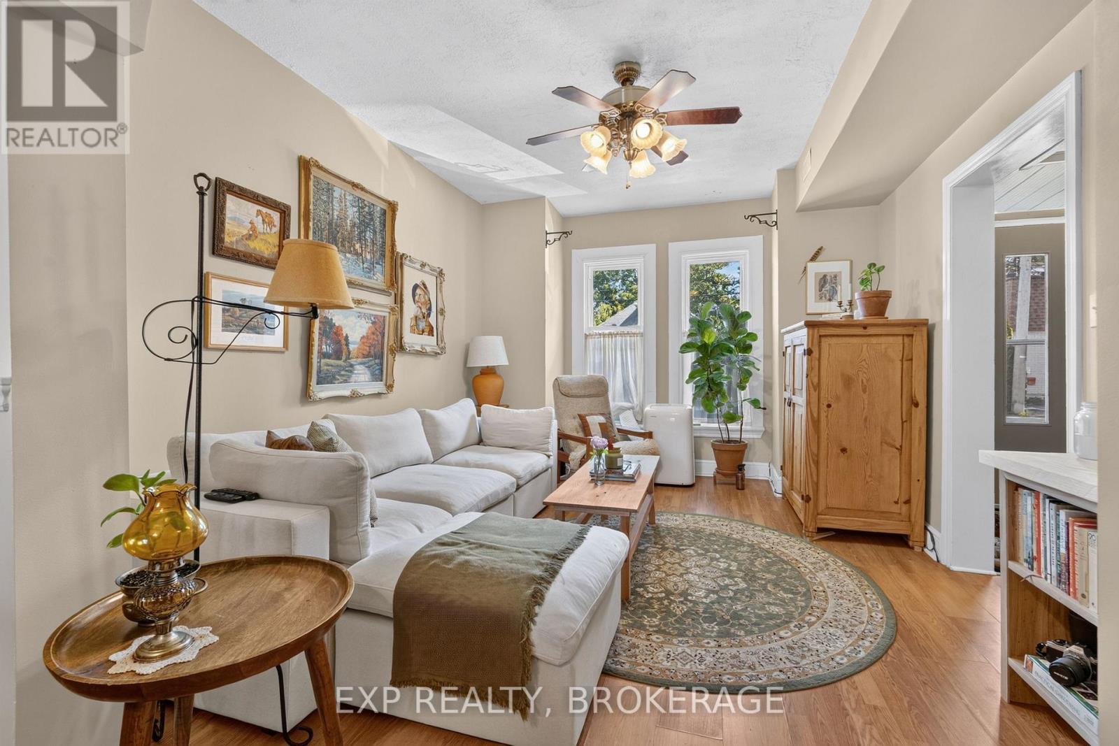 70 Livingston Avenue, Kingston, Ontario  K7L 4L4 - Photo 8 - X13732784