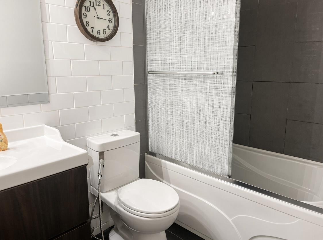 111 10680 151a Street, Surrey, British Columbia  V3R 8T4 - Photo 8 - R3160049