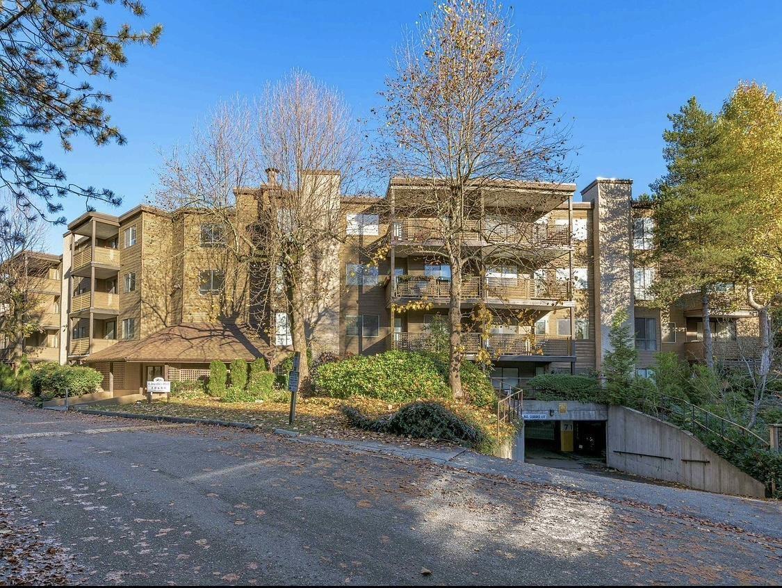 111 10680 151A STREET, surrey, British Columbia