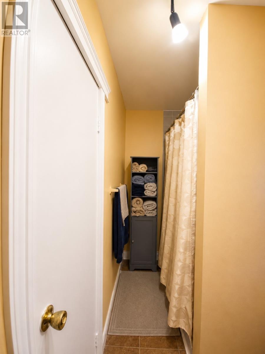 7 Cavell Avenue, St. John's — photo 33
