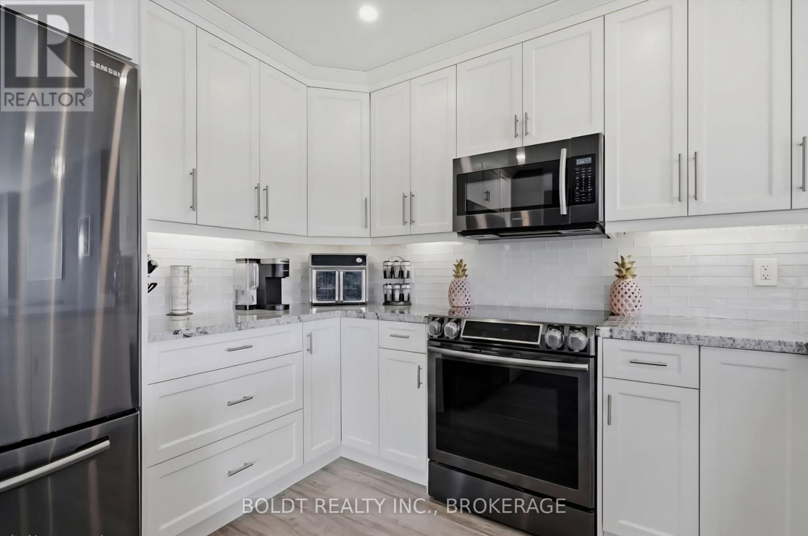 83 Hillview Road, St. Catharines, Ontario  L2S 1S8 - Photo 12 - X13732806
