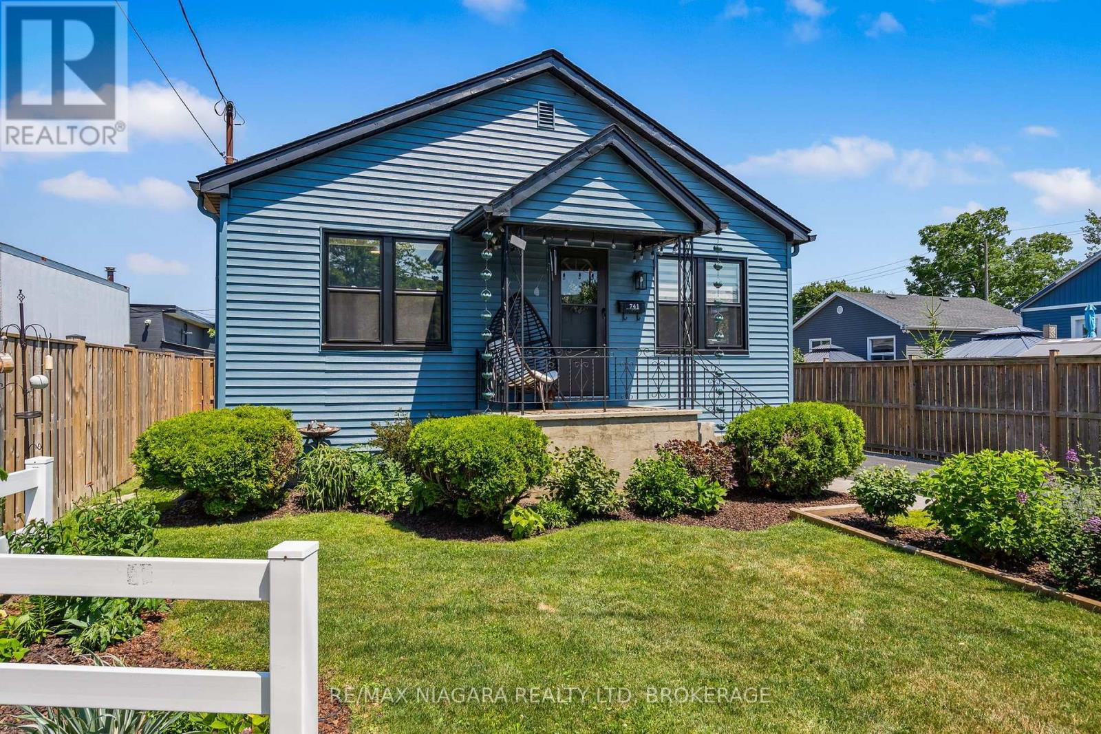 741 Elm Street, Port Colborne, Ontario  L3K 4R2 - Photo 2 - X13733012