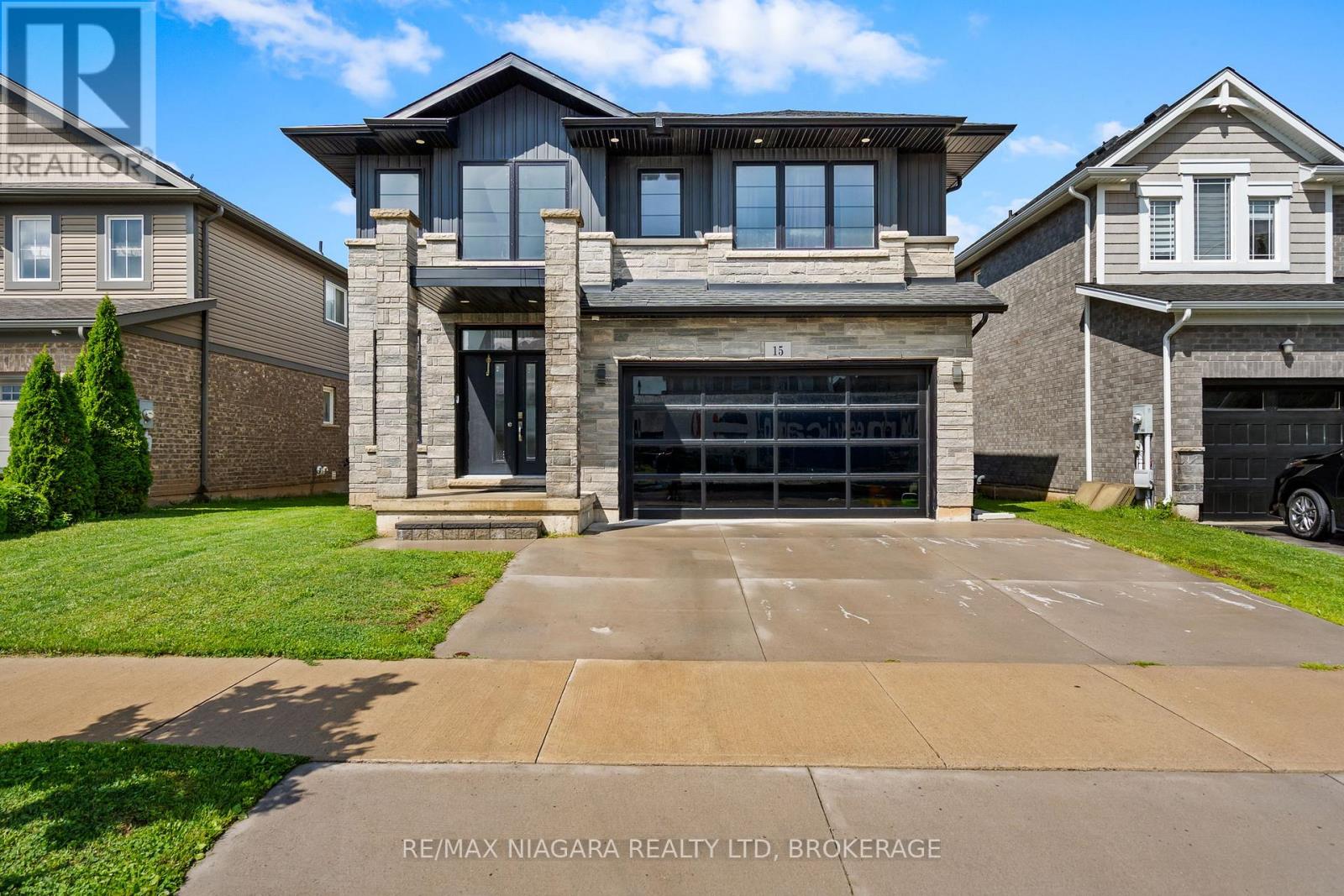 15 Myrtle Street, Pelham, Ontario  L3B 5N5 - Photo 2 - X13733058