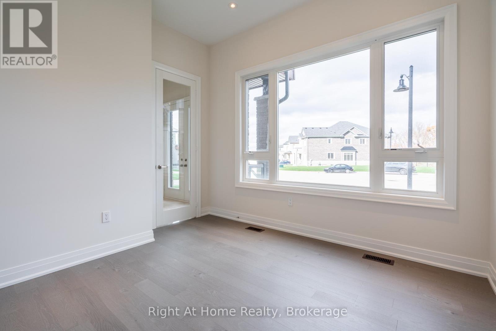 94 Smokey Hollow Place, Hamilton, Ontario  L0R 2H1 - Photo 3 - X13732848