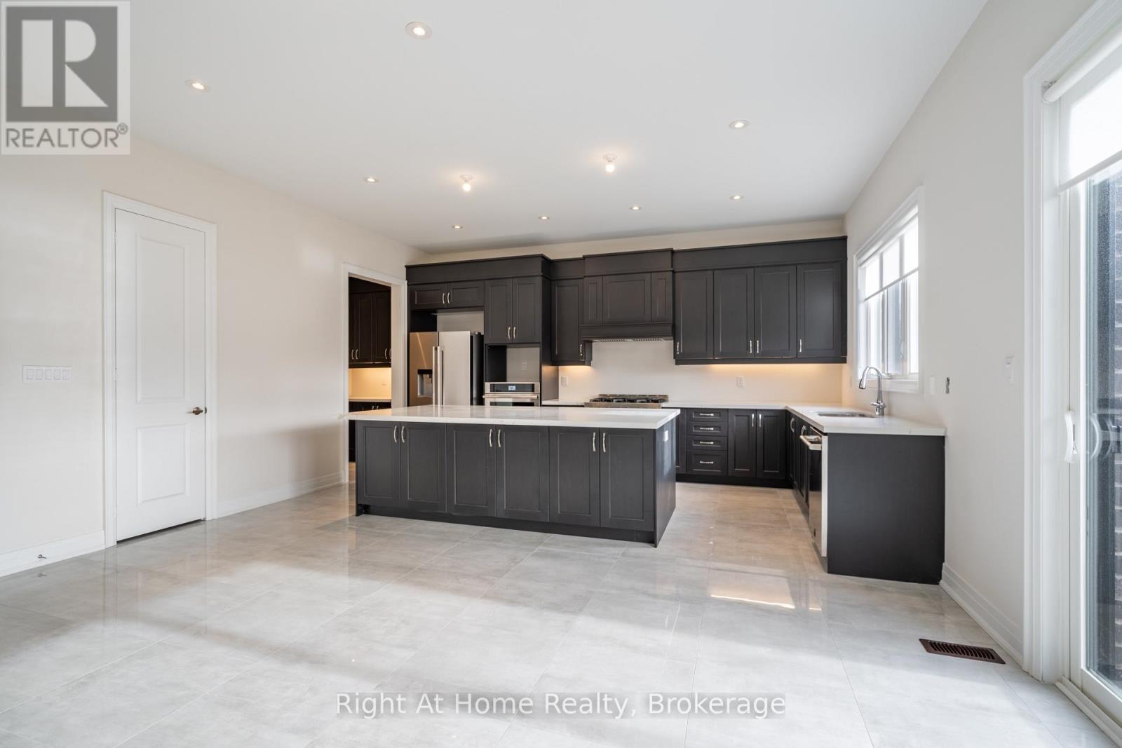 94 Smokey Hollow Place, Hamilton, Ontario  L0R 2H1 - Photo 9 - X13732848