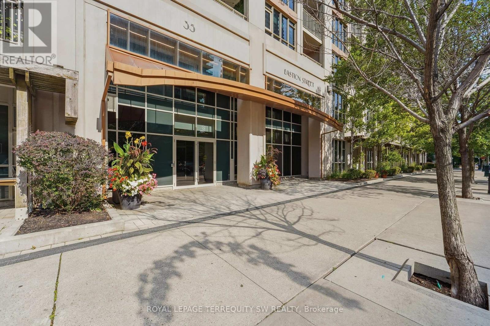 513 - 35 Bastion Street, Toronto, Ontario  M5V 0C2 - Photo 3 - C13732776