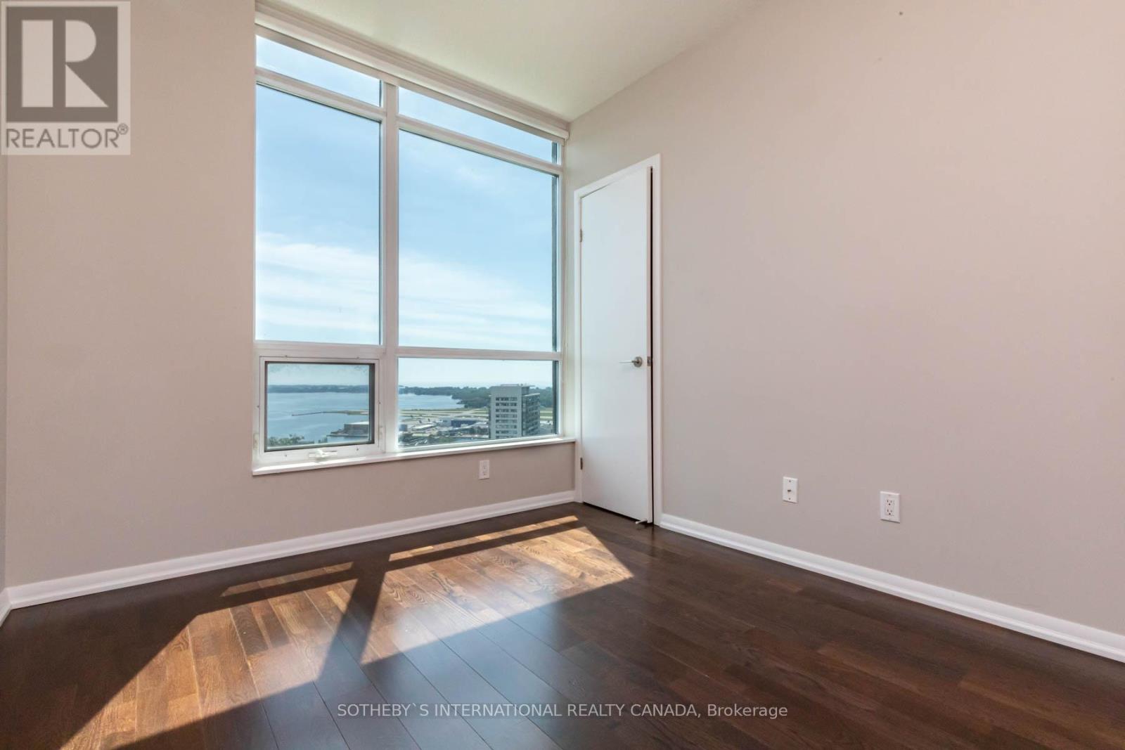 2904 - 215 Fort York Boulevard, Toronto, Ontario  M5V 4A2 - Photo 14 - C13732818