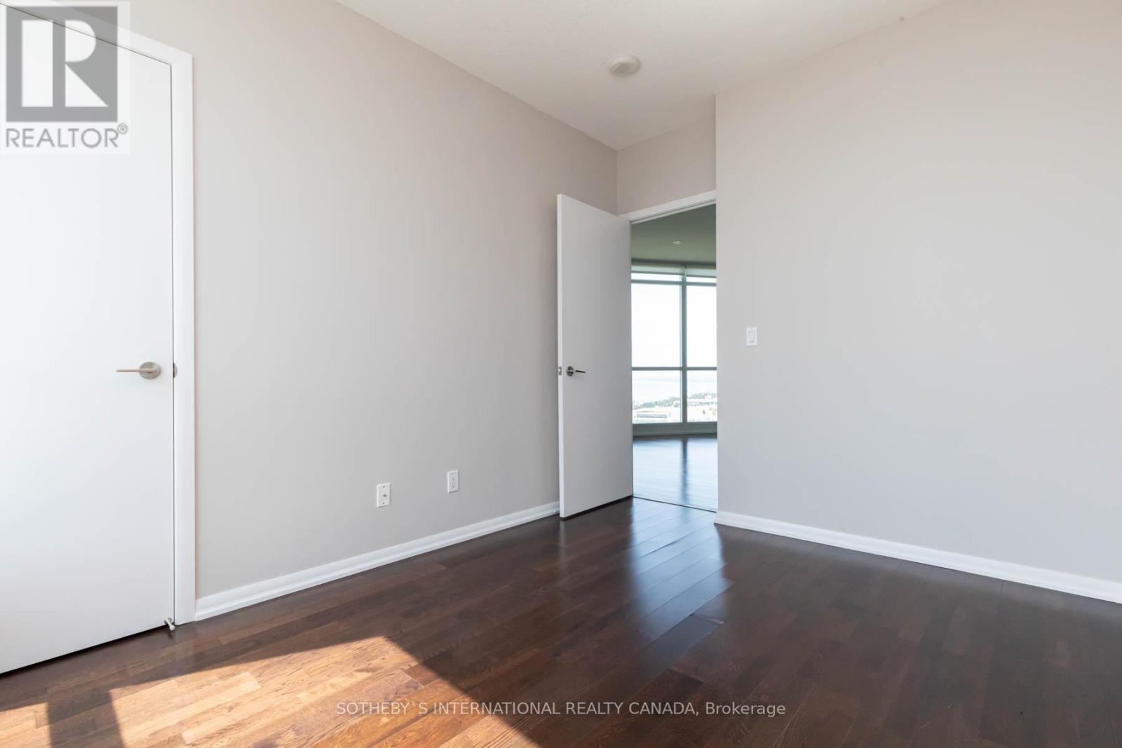 2904 - 215 Fort York Boulevard, Toronto, Ontario  M5V 4A2 - Photo 15 - C13732818