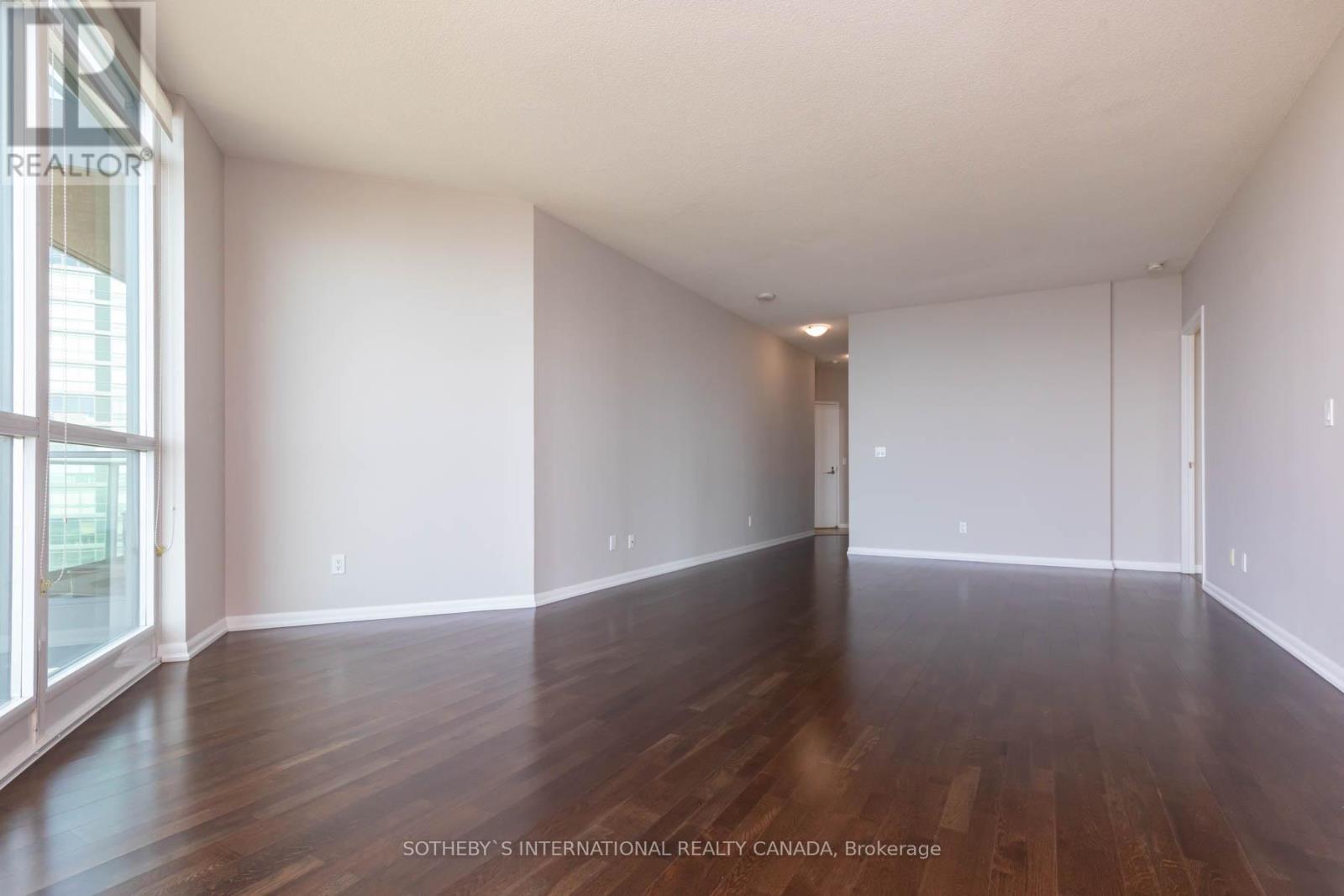 2904 - 215 Fort York Boulevard, Toronto, Ontario  M5V 4A2 - Photo 5 - C13732818