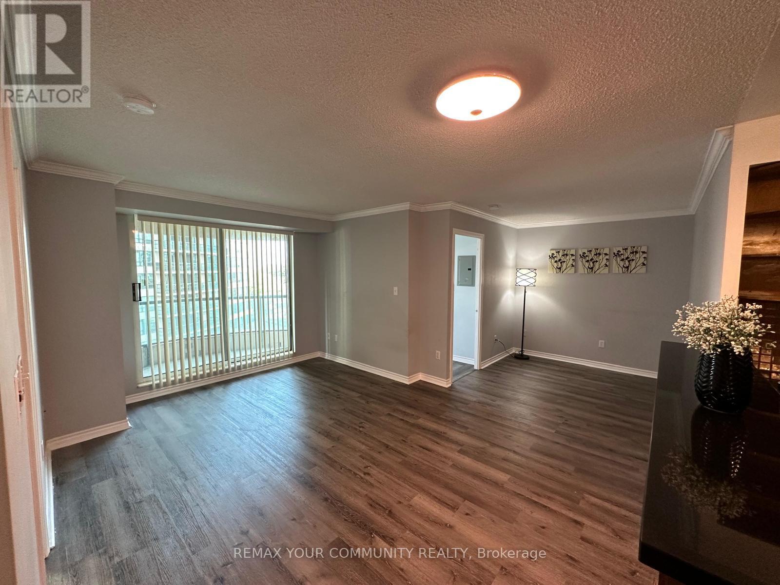 810 - 7 Lorraine Drive, Toronto, Ontario  M2N 7H2 - Photo 3 - C13732934