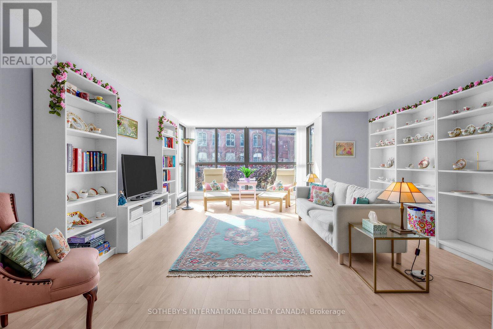 202 - 35 Church Street, Toronto, Ontario  M5E 1T3 - Photo 3 - C13732988