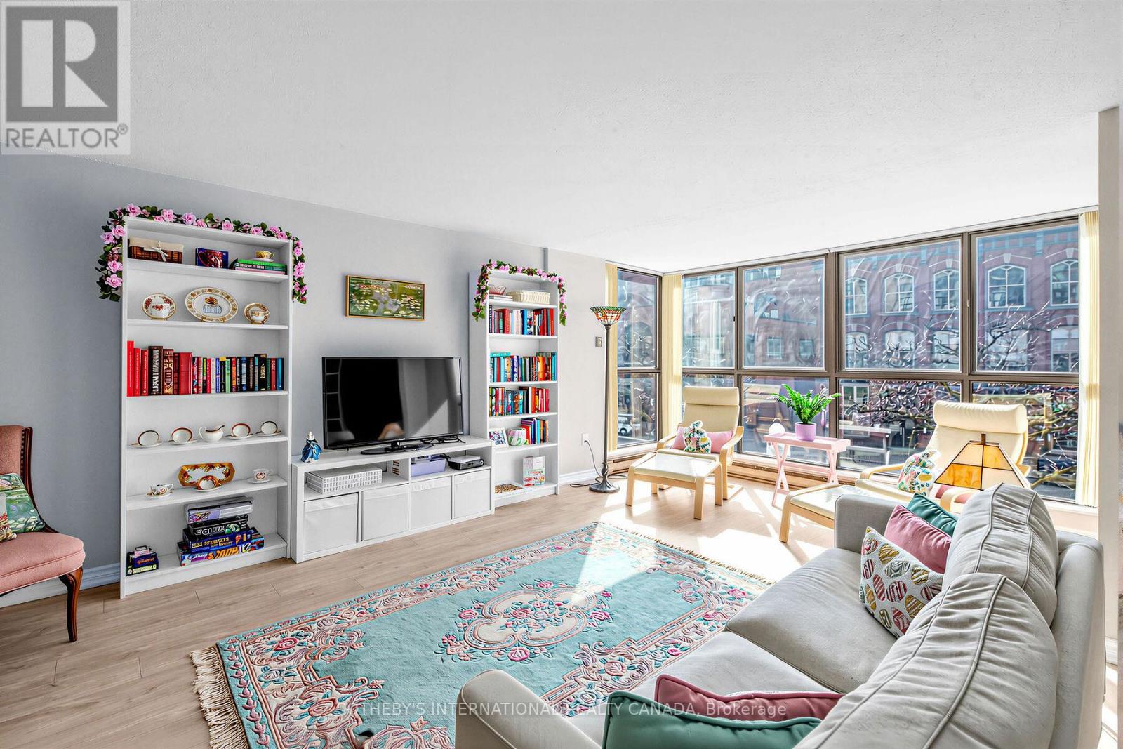 202 - 35 Church Street, Toronto, Ontario  M5E 1T3 - Photo 4 - C13732988
