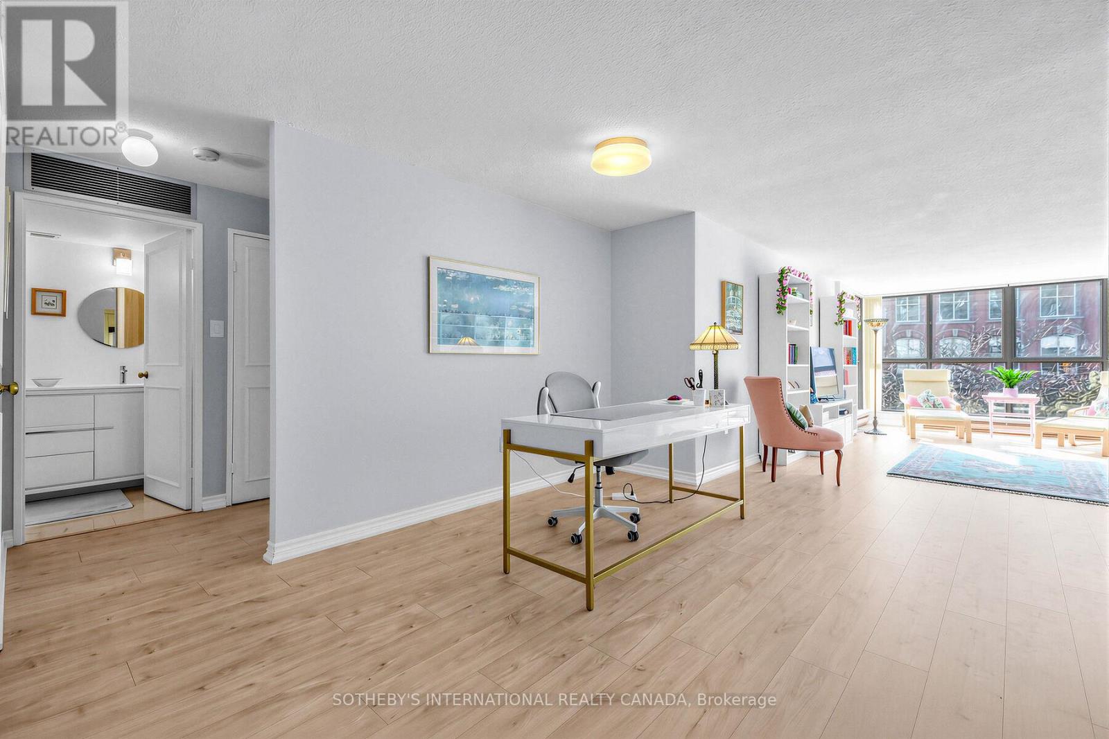 202 - 35 Church Street, Toronto, Ontario  M5E 1T3 - Photo 9 - C13732988