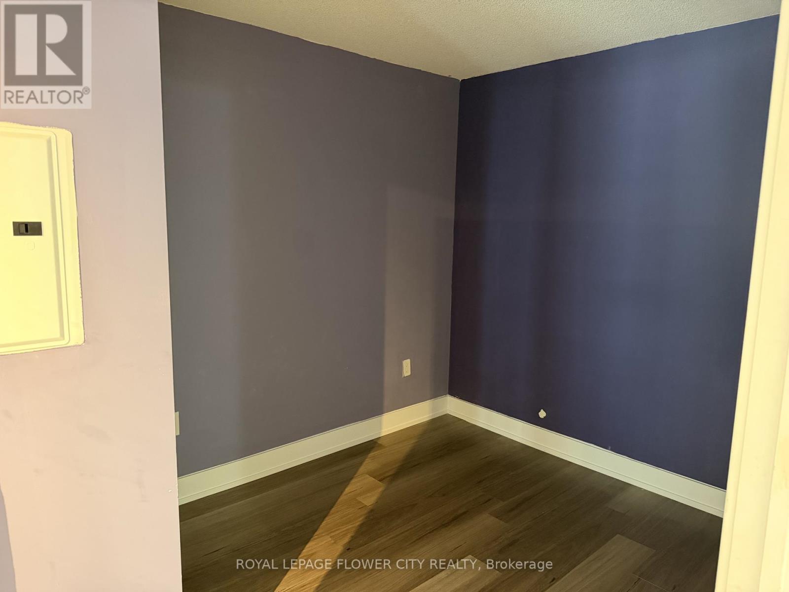 355 - 10 Capreol Court, Toronto, Ontario  M5V 4B3 - Photo 10 - C13732996