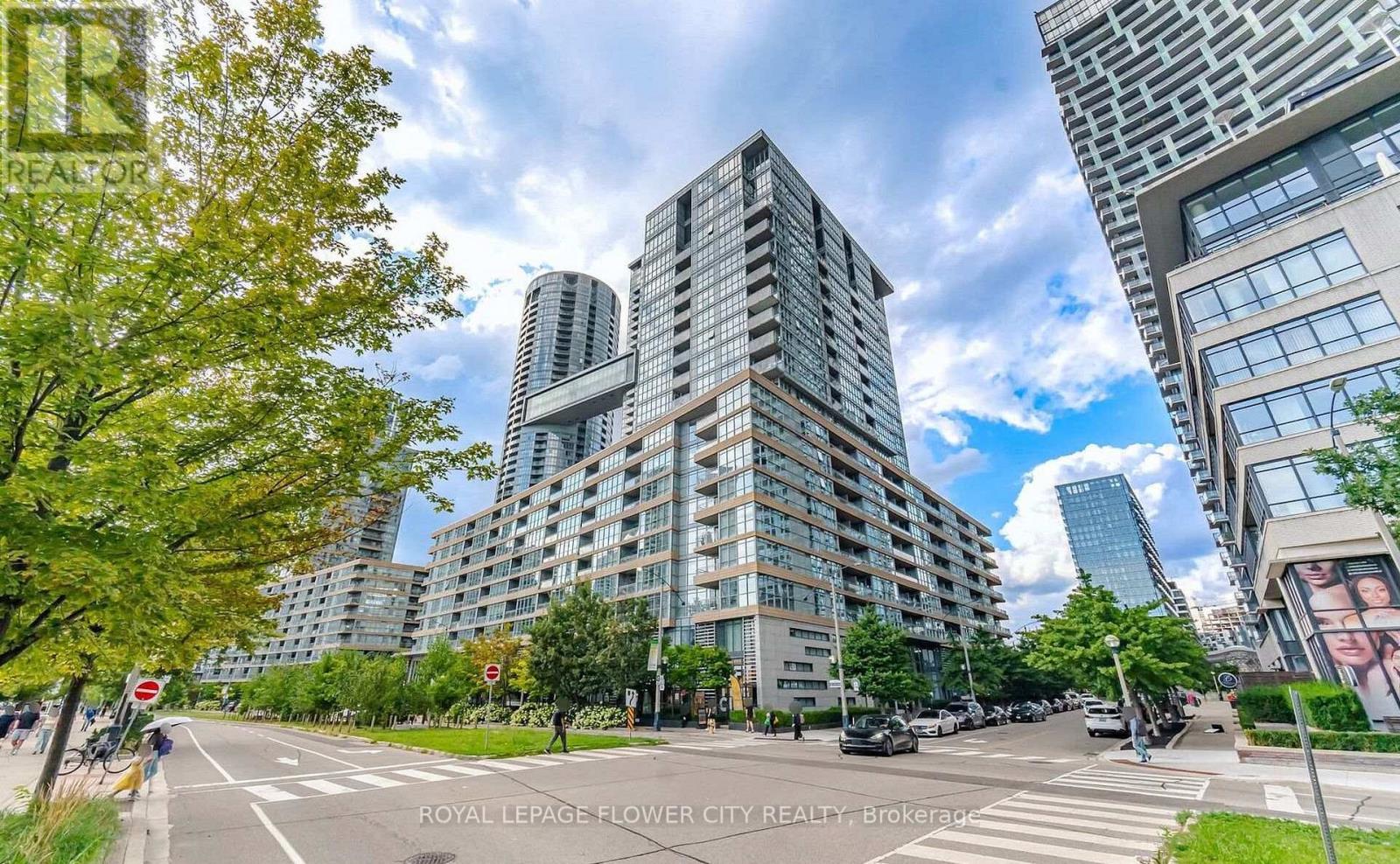 355 - 10 Capreol Court, Toronto, Ontario  M5V 4B3 - Photo 2 - C13732996