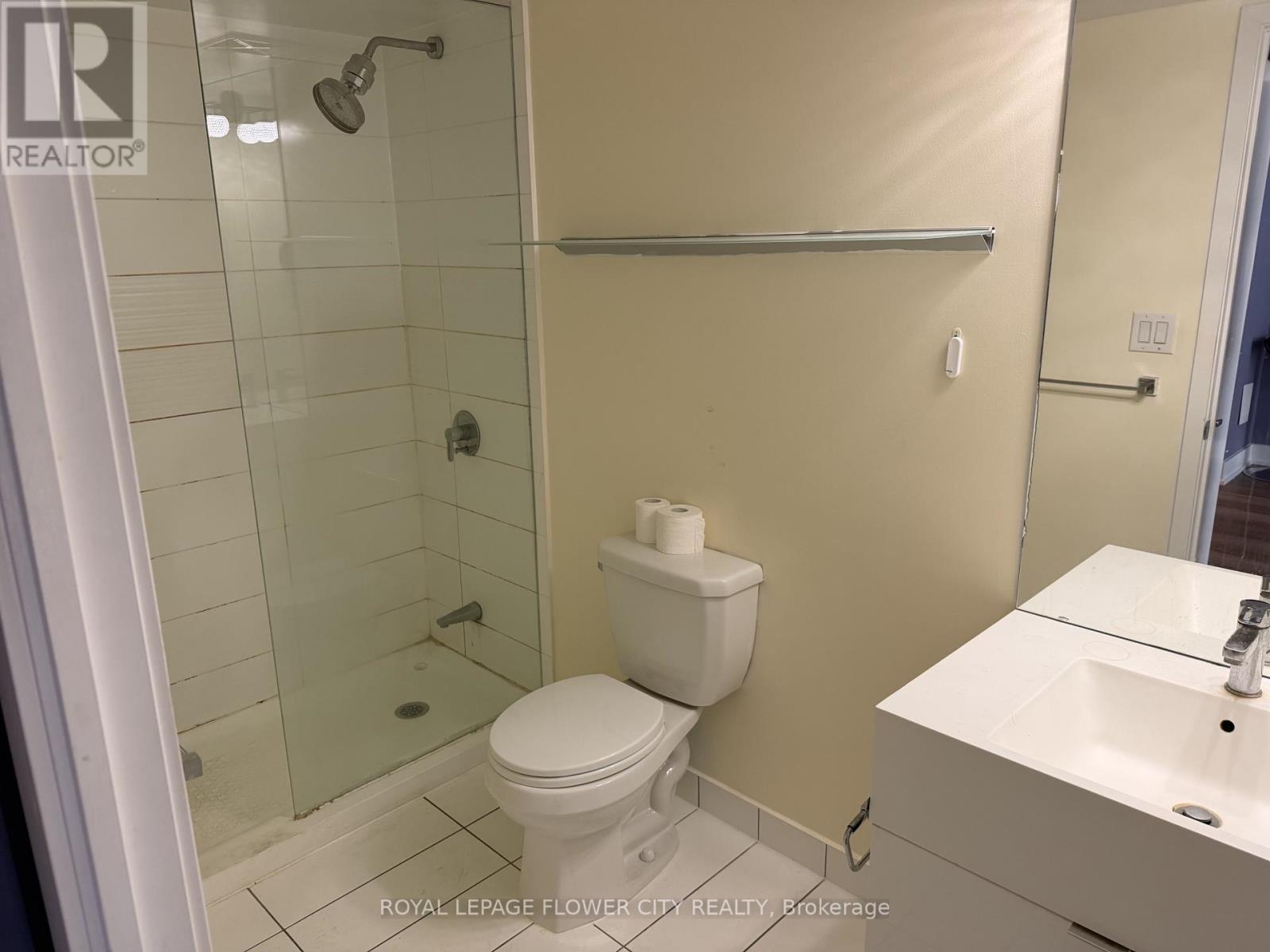 355 - 10 Capreol Court, Toronto, Ontario  M5V 4B3 - Photo 6 - C13732996