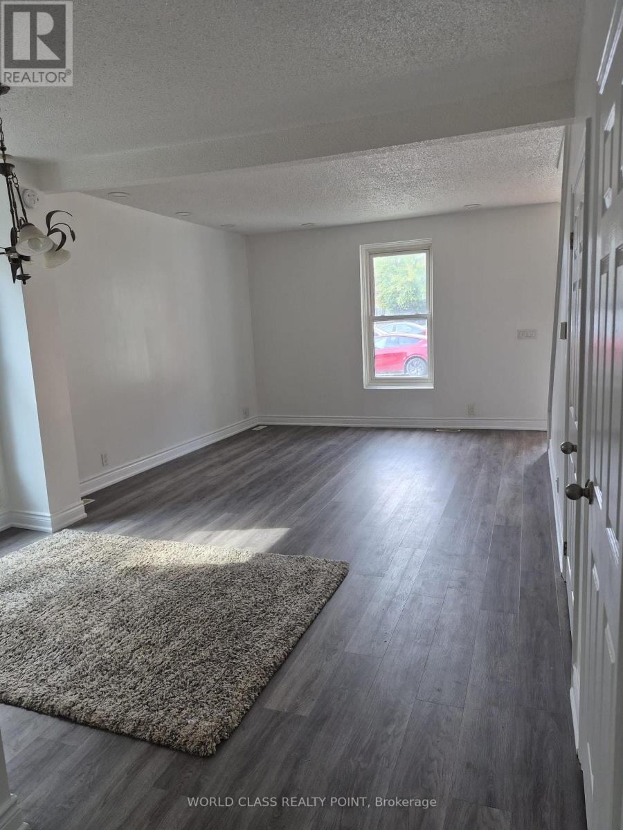 13 Brock Street E, Oshawa, Ontario  L1G 1R8 - Photo 3 - E13732830