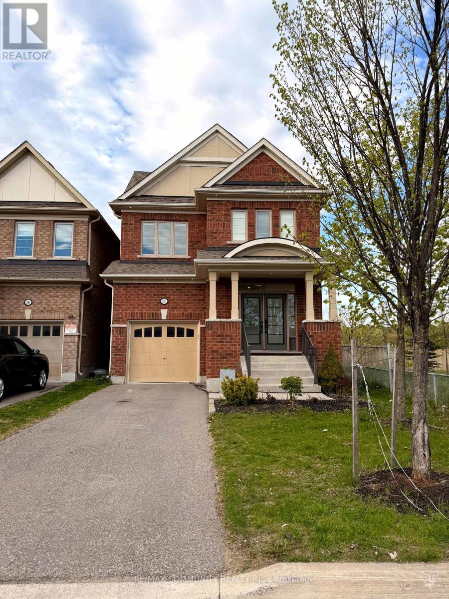 2557 BANDSMAN CRESCENT, Oshawa, Ontario