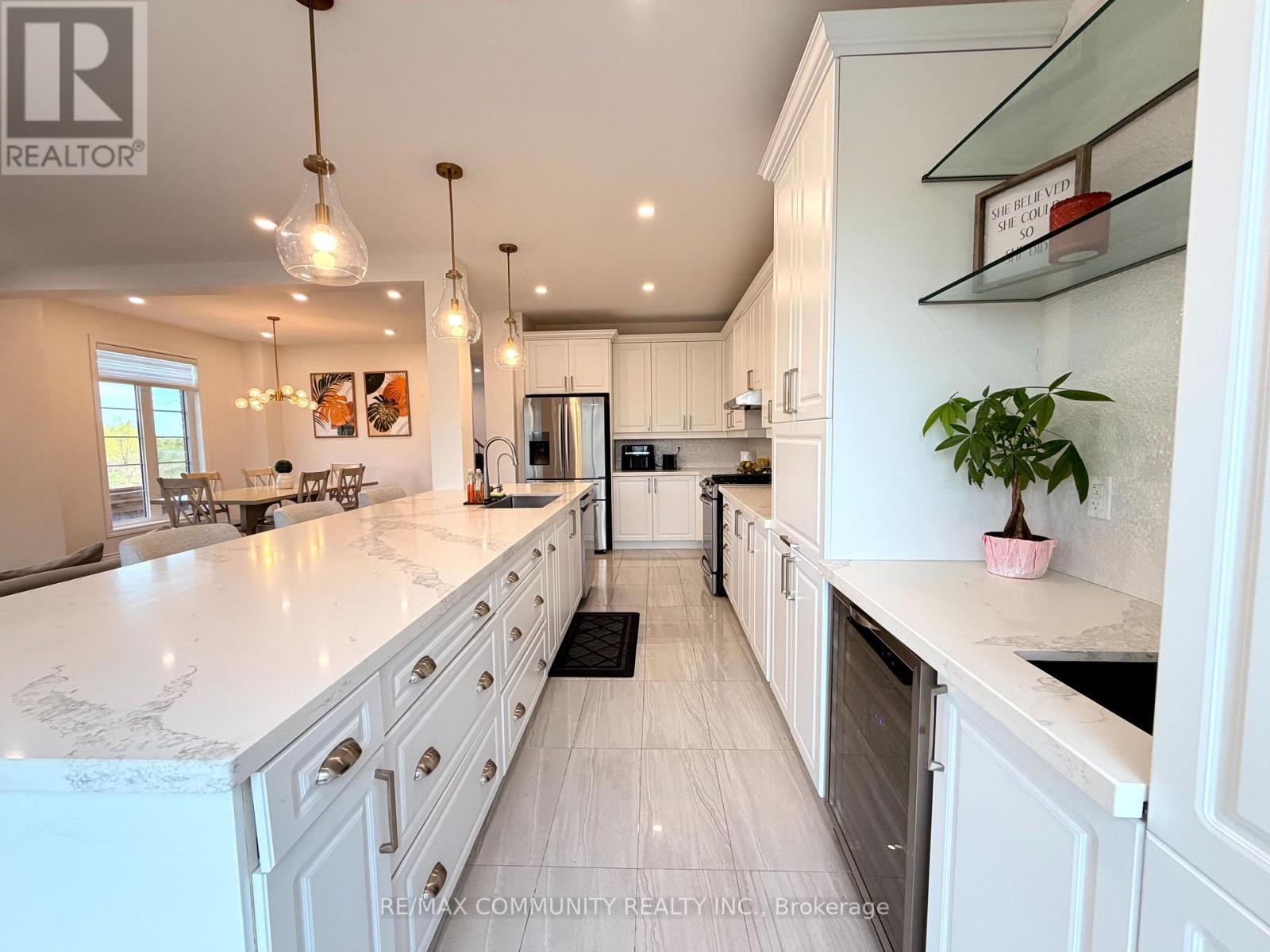 2557 Bandsman Crescent, Oshawa, Ontario  L1L 0M2 - Photo 11 - E13732852