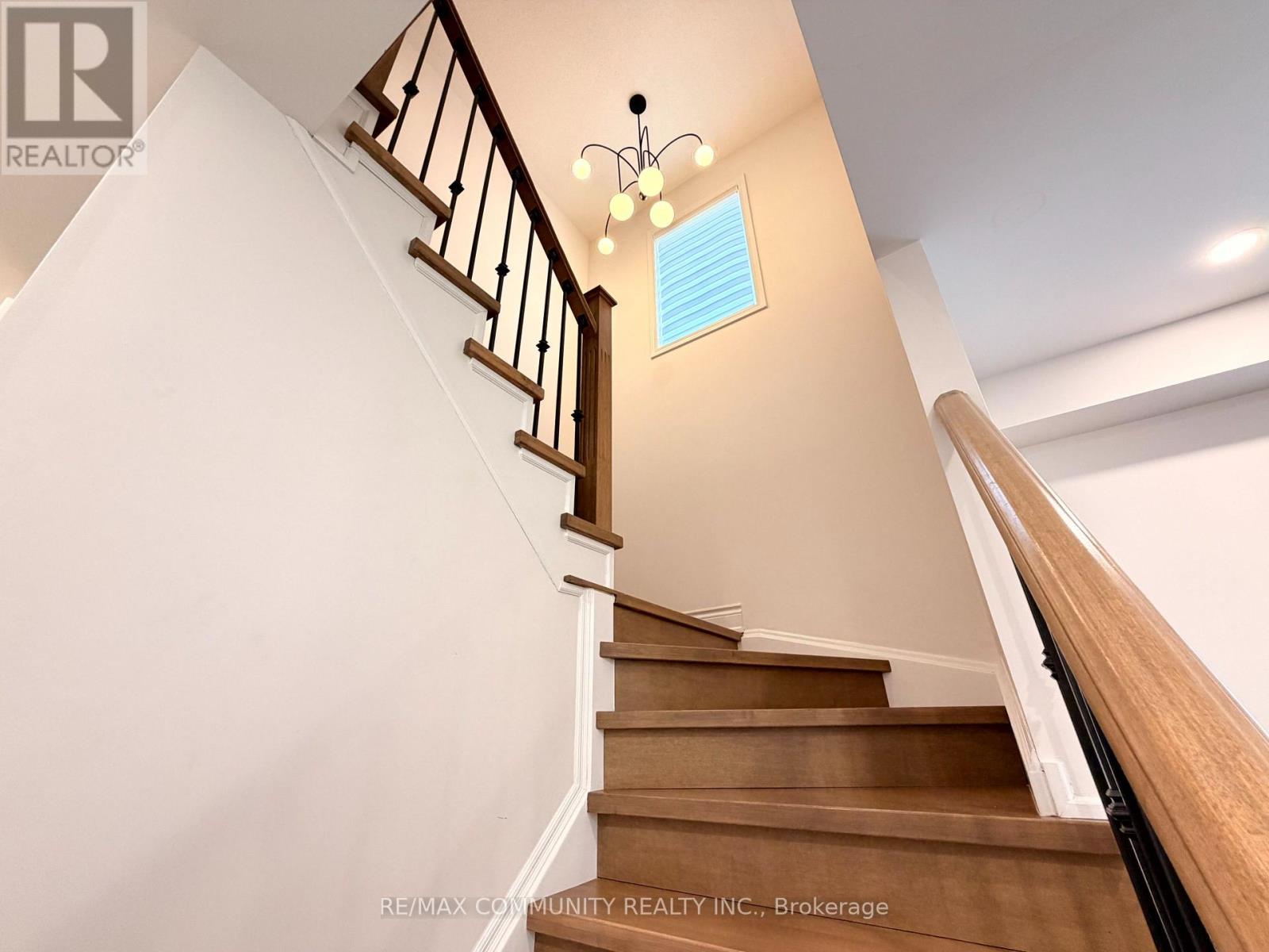 2557 Bandsman Crescent, Oshawa, Ontario  L1L 0M2 - Photo 15 - E13732852