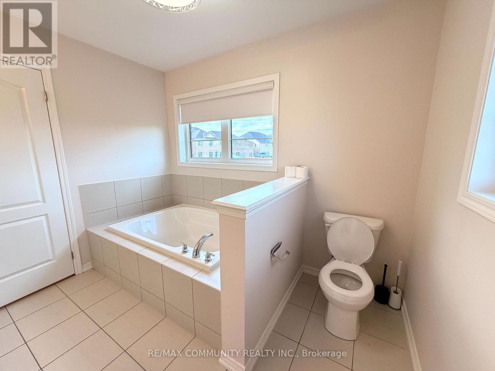 2557 Bandsman Crescent, Oshawa, Ontario  L1L 0M2 - Photo 19 - E13732852