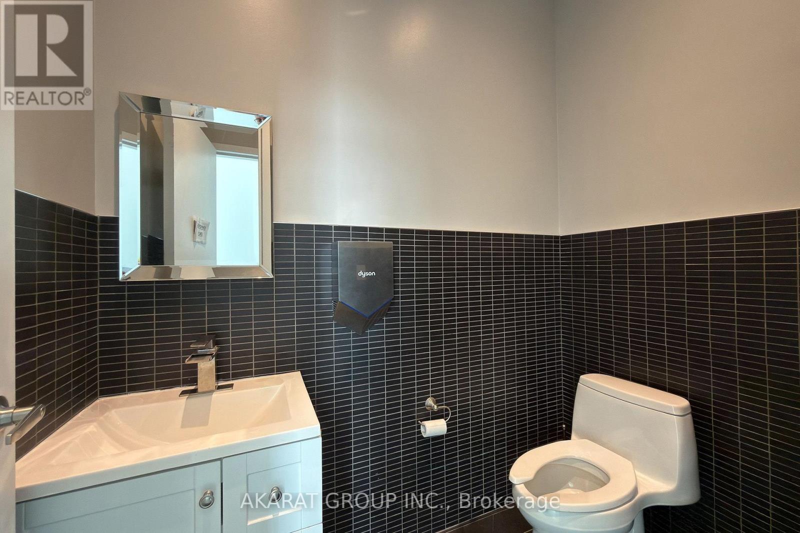 1 - 5985 Steeles Avenue E, Toronto, Ontario  M1V 5P7 - Photo 37 - E13732946