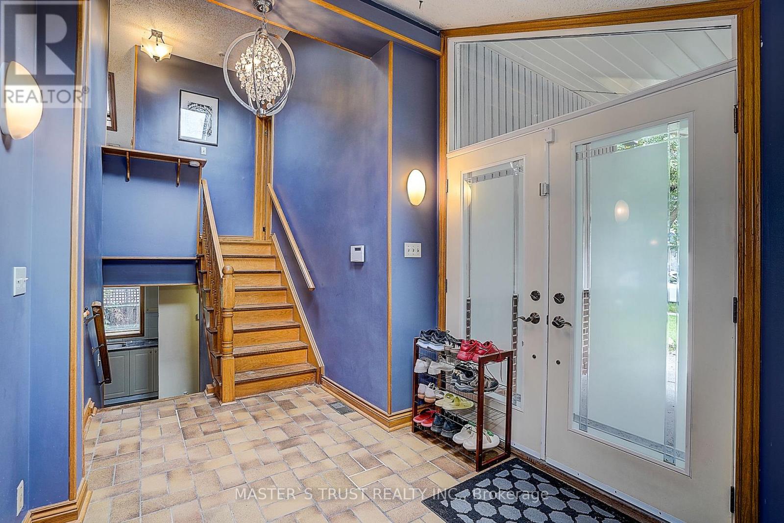 183 Birkdale Road, Toronto, Ontario  M1P 3R9 - Photo 12 - E13733016