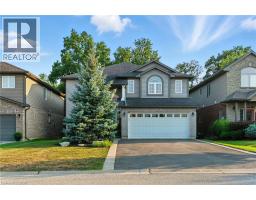 27 SOUTHWOOD Crescent, Caledonia, Ontario