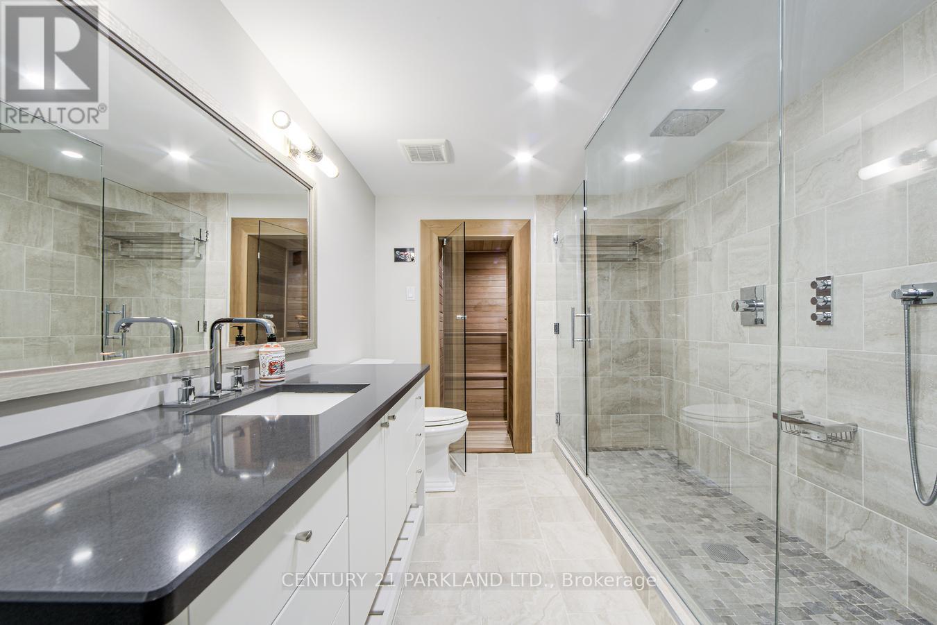 112 Strathearn Avenue, Richmond Hill, Ontario  L4B 2L2 - Photo 44 - N13732896