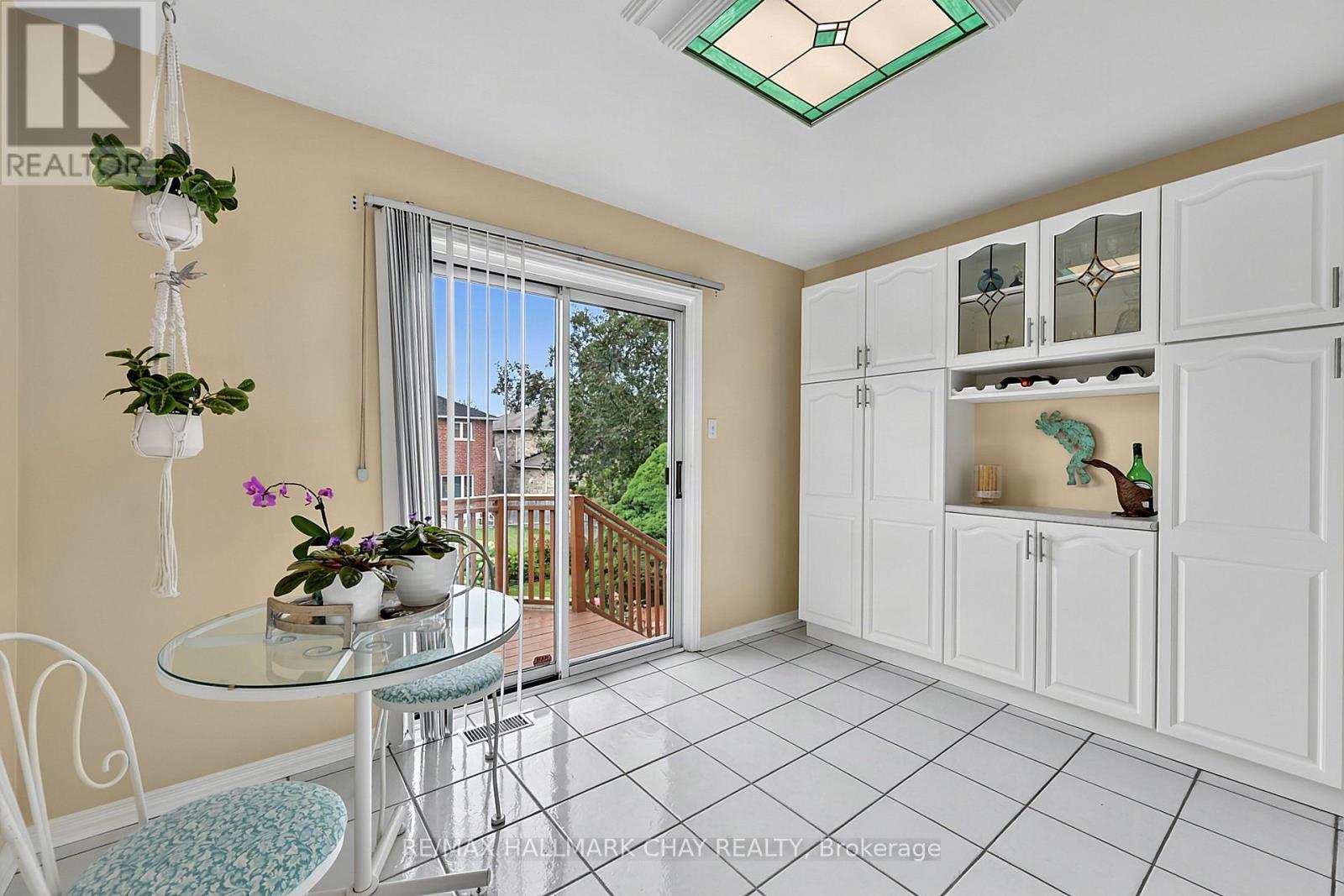 207 Melbourne Drive, Bradford West Gwillimbury, Ontario  L3Z 2Y8 - Photo 15 - N13733038