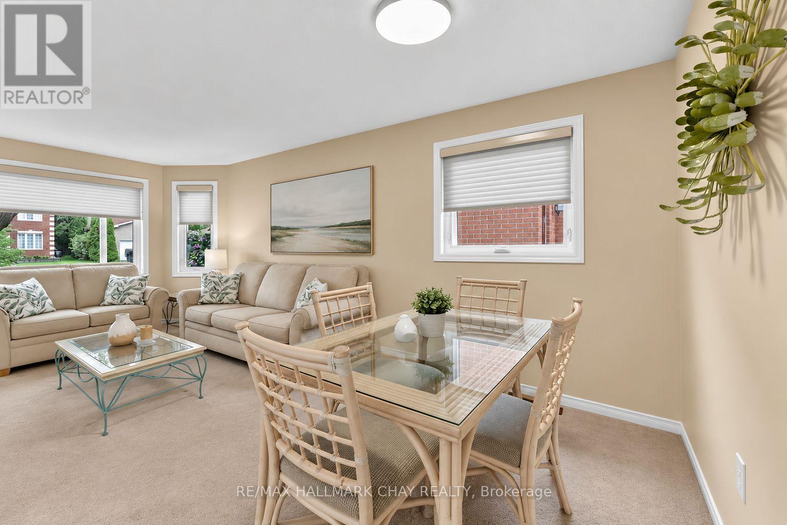 207 Melbourne Drive, Bradford West Gwillimbury, Ontario  L3Z 2Y8 - Photo 6 - N13733038