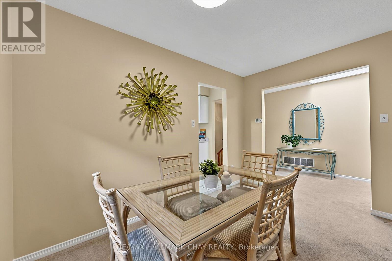 207 Melbourne Drive, Bradford West Gwillimbury, Ontario  L3Z 2Y8 - Photo 8 - N13733038