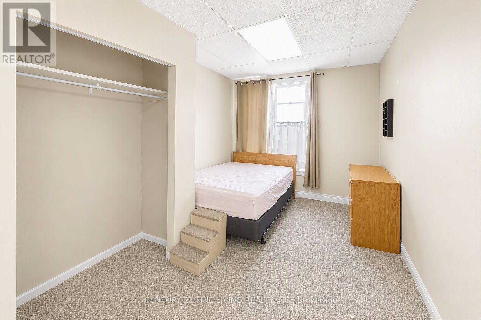 1 - 146 Bradford Street, Barrie, Ontario  L4N 3B3 - Photo 2 - S13733000