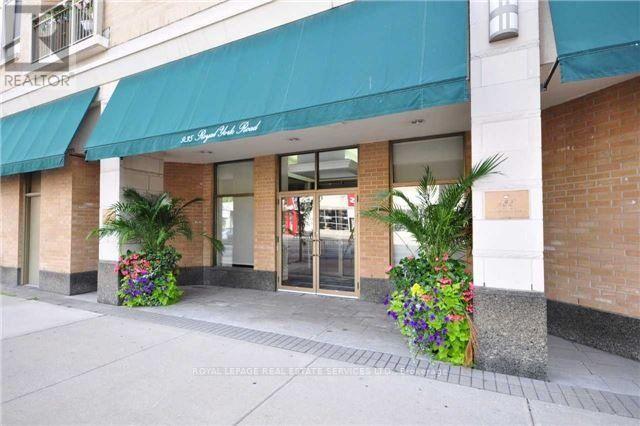 305 - 935 ROYAL YORK ROAD, Toronto, Ontario
