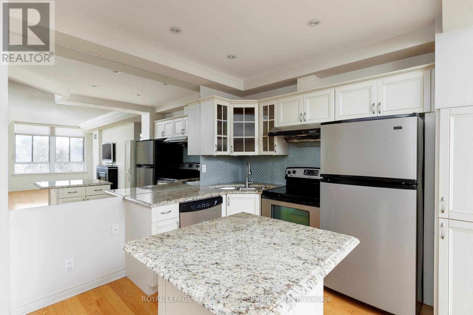 305 - 935 Royal York Road, Toronto, Ontario  M8Y 4H1 - Photo 9 - W13732800