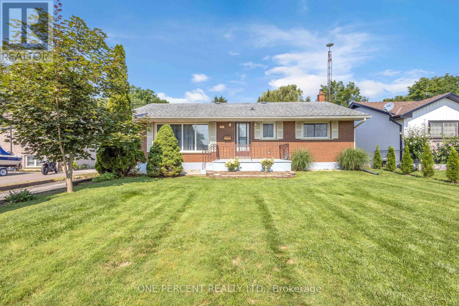 55 YOUNG STREET, Tillsonburg, Ontario