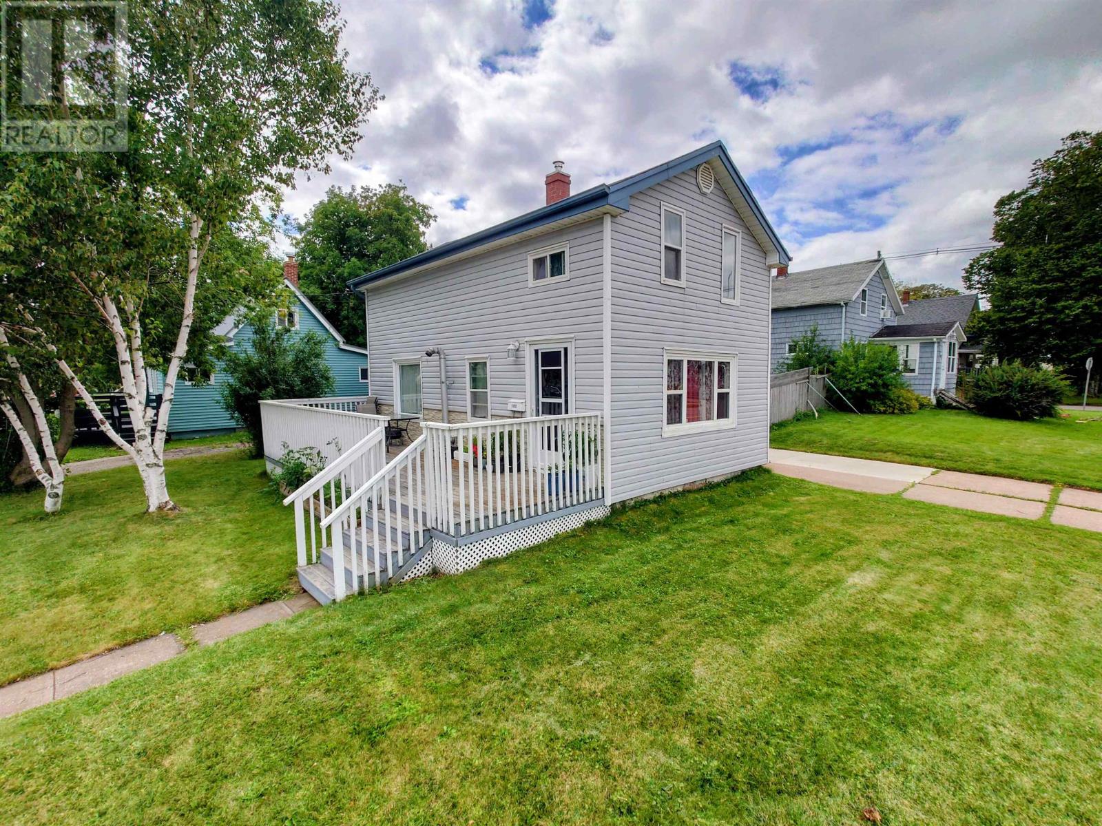 102 Brockville Street, Summerside, Prince Edward Island  C1N 2S3 - Photo 2 - 202622125
