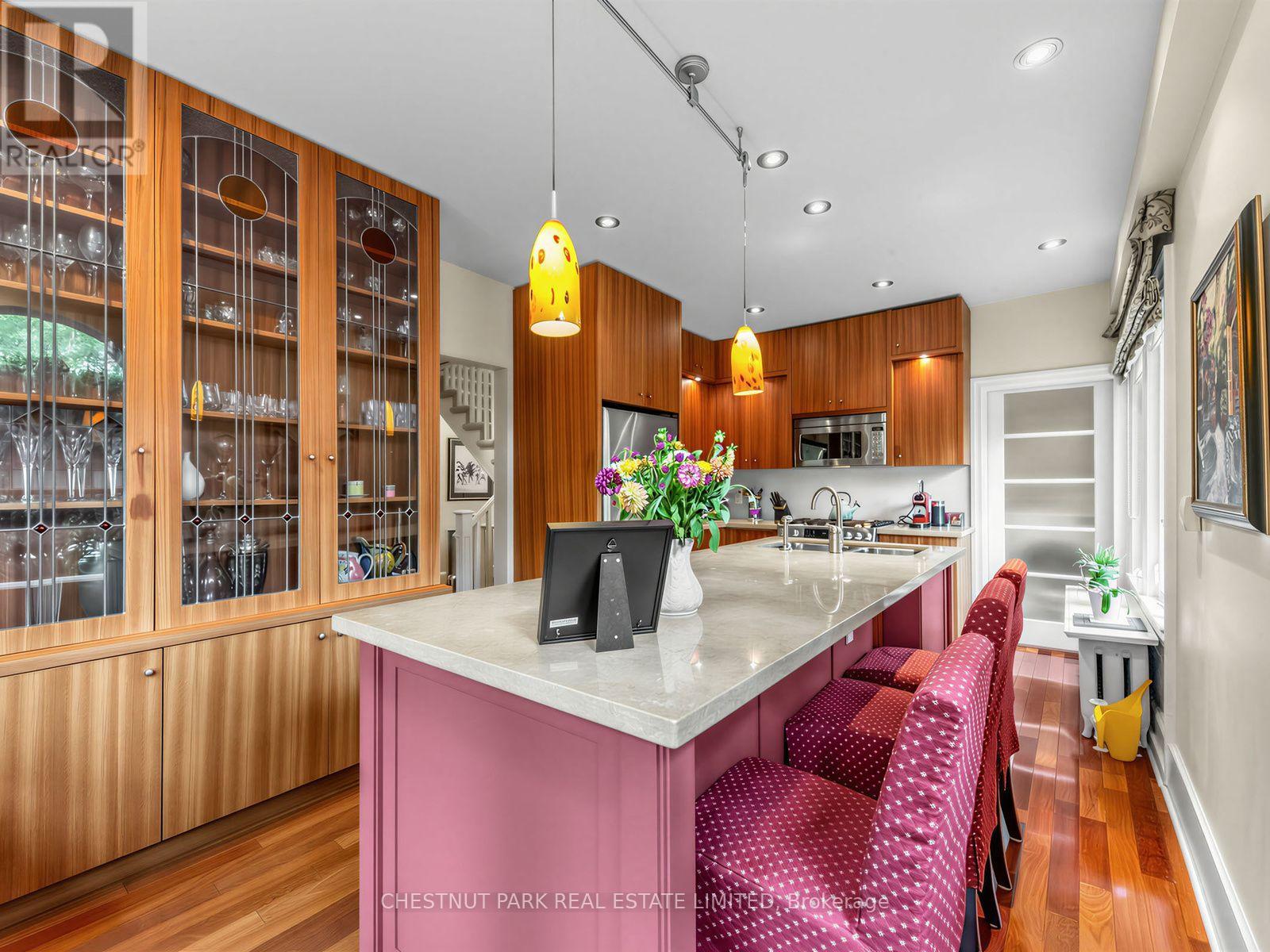 28 Clifton Road, Toronto, Ontario  M4T 2E6 - Photo 12 - C13731610