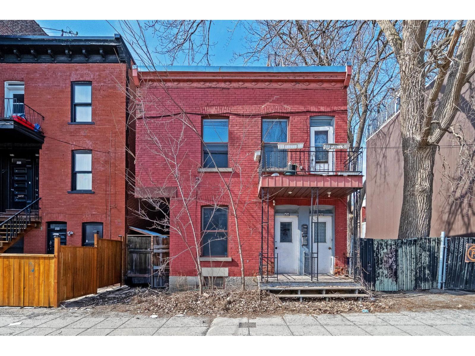 2523Z Rue de Châteauguay Montréal (Le Sud-Ouest) Quebec Canada H3K1L2 2