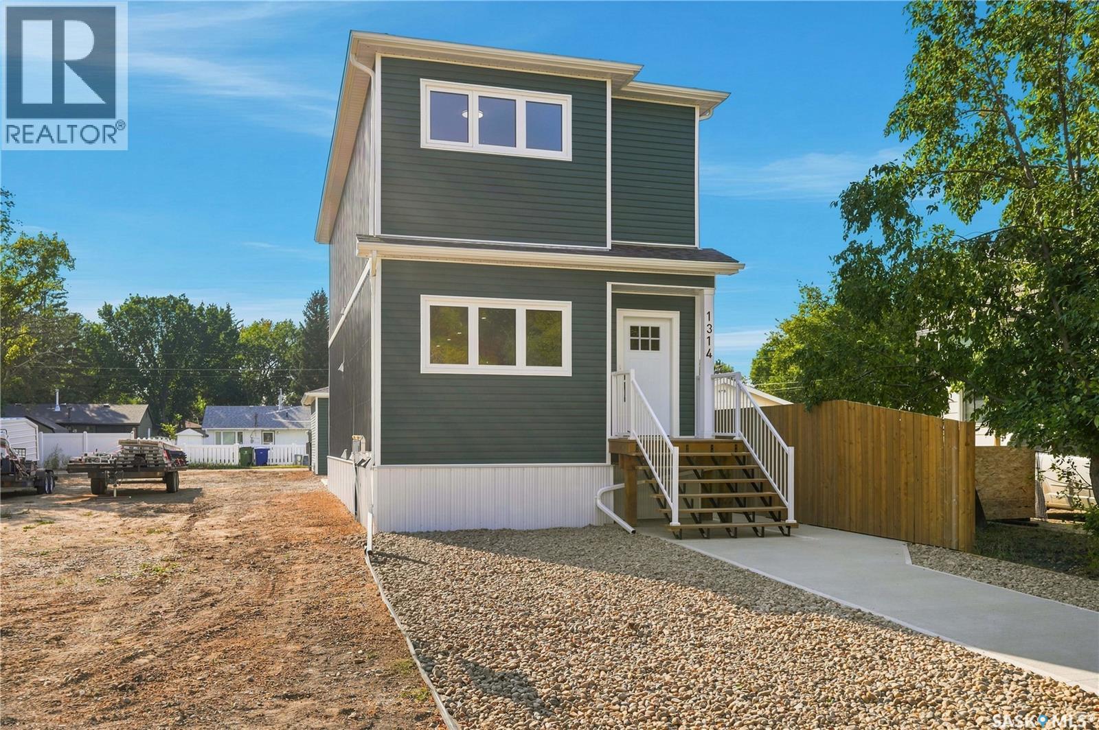 1314 CONNAUGHT AVENUE, moose jaw, Saskatchewan