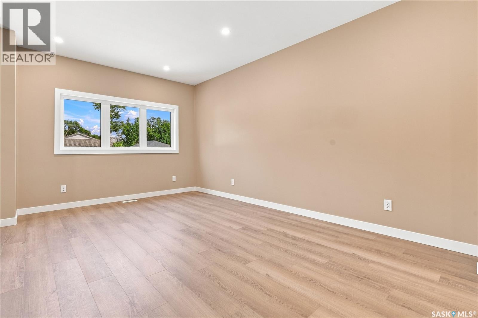 1314 Connaught Avenue, Moose Jaw, Saskatchewan  S6H 7H6 - Photo 6 - SK047140