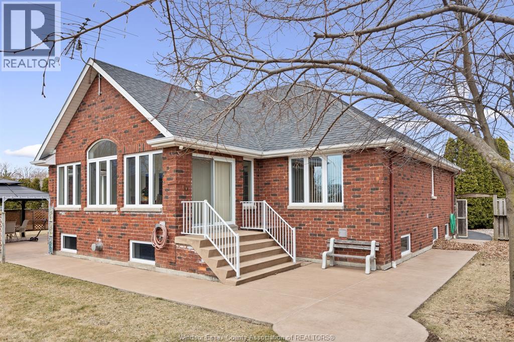 389 Pinehurst Drive, Lakeshore, Ontario  N8L 0X4 - Photo 5 - 26021326
