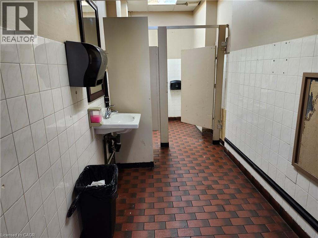 49 Scott Street W Unit# A, St. Catharines, Ontario  L2R 1E1 - Photo 18 - 40808287