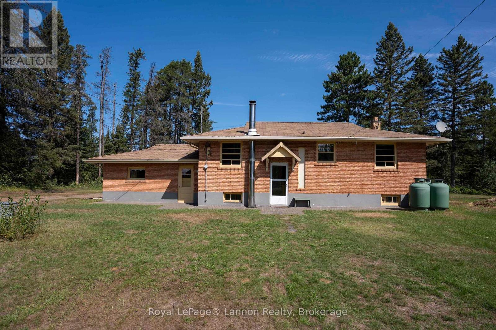 4137 Hwy 11/17, Oliver Paipoonge, Ontario  P7K 0H7 - Photo 21 - X13699950