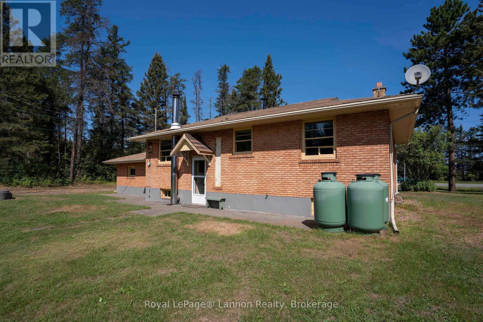 4137 Hwy 11/17, Oliver Paipoonge, Ontario  P7K 0H7 - Photo 22 - X13699950