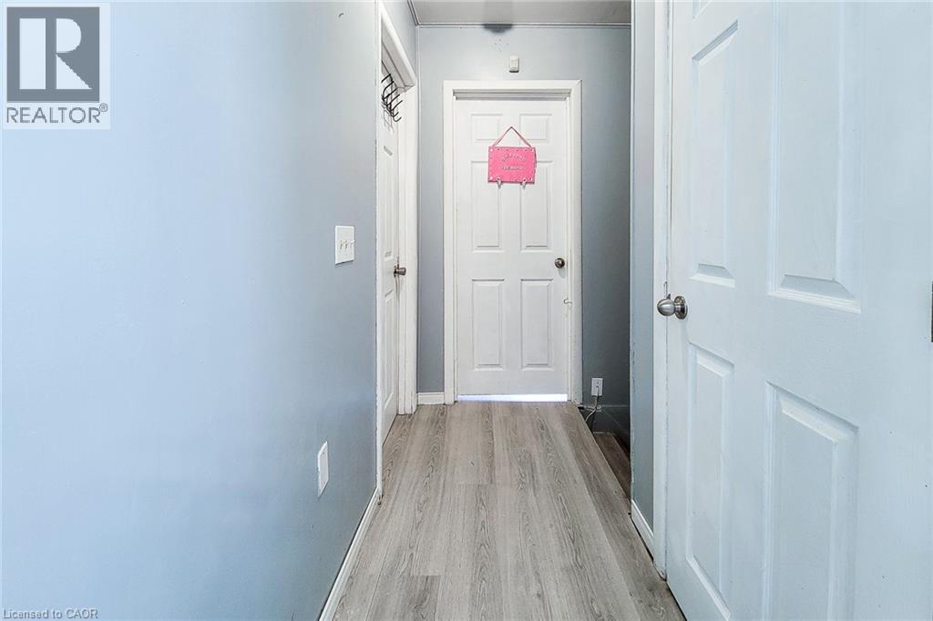 224 East 8th Street, Hamilton, Ontario  L9A 3L8 - Photo 21 - 40858221
