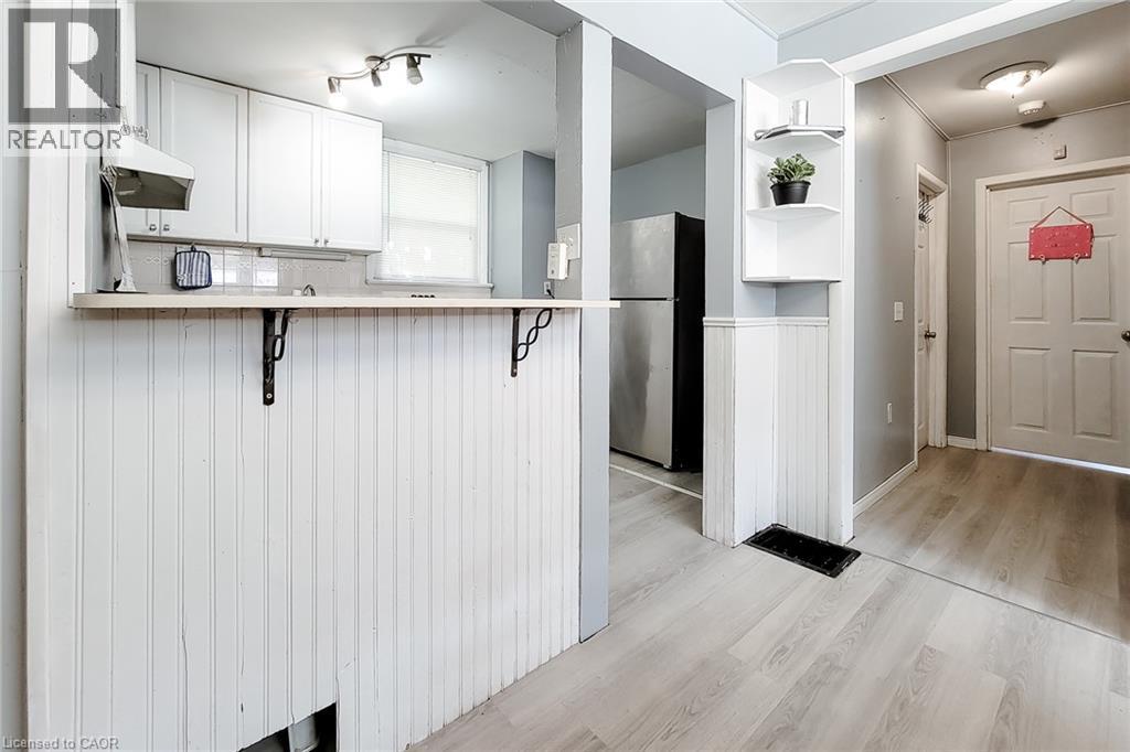224 East 8th Street, Hamilton, Ontario  L9A 3L8 - Photo 14 - 40858221