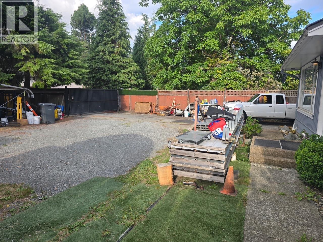 2246 Austin Avenue, Coquitlam, British Columbia  V3K 3S1 - Photo 5 - R3154464